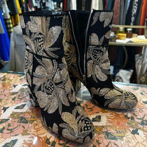 Steve Madden Goldie Booties